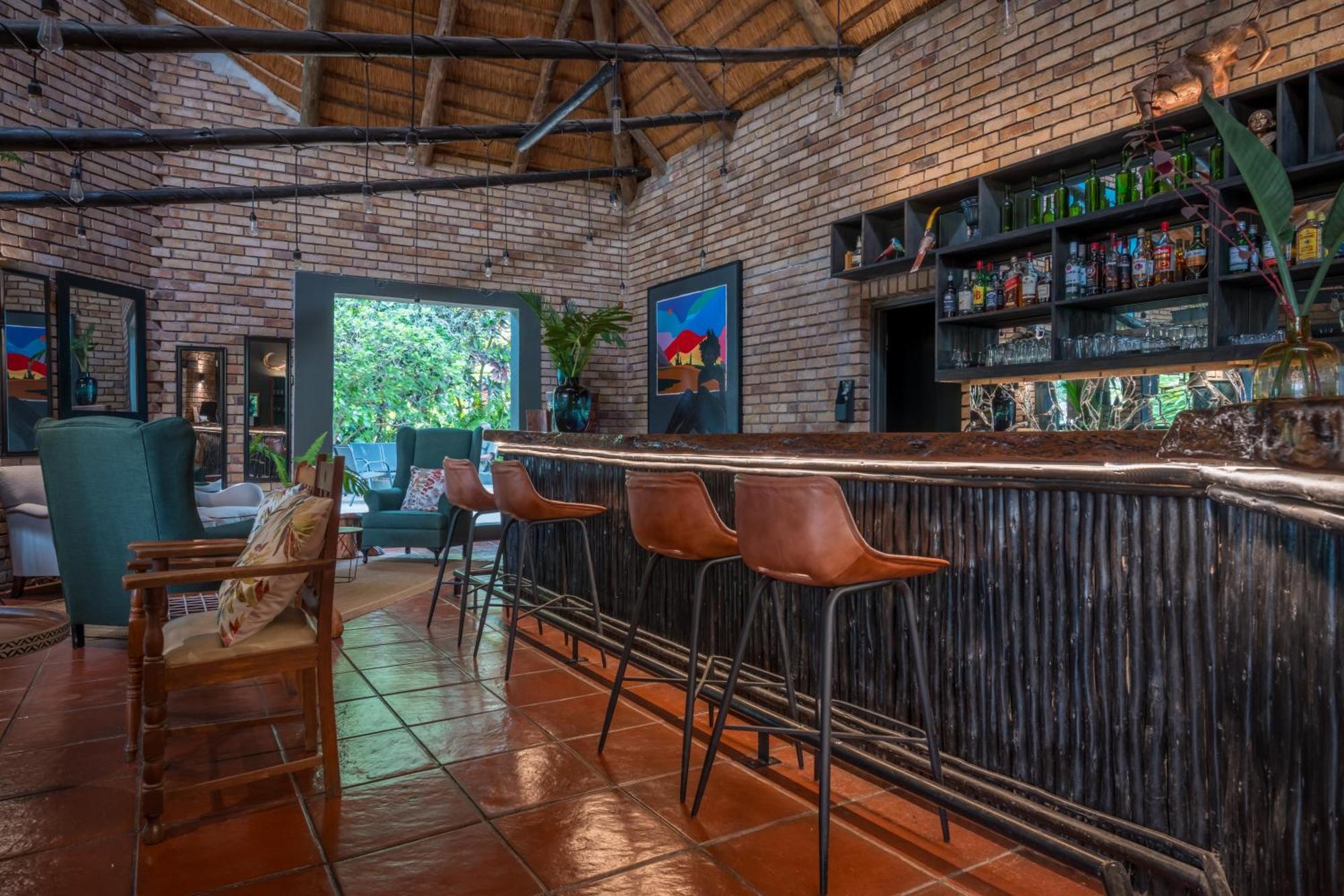 Sunbirds Oasis Lodge フッドスプルイト エクステリア 写真