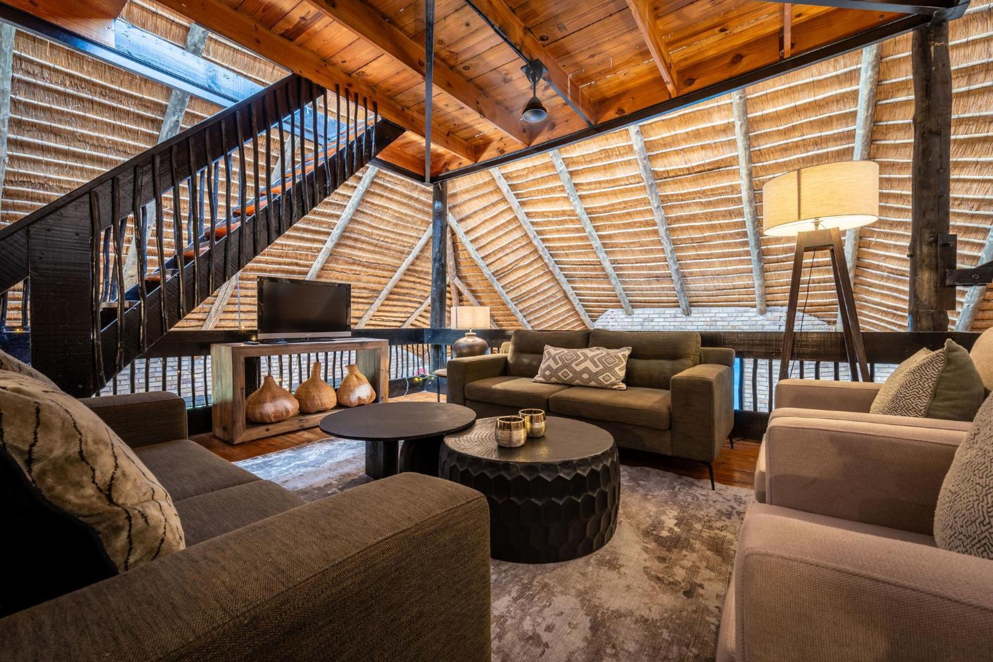 Sunbirds Oasis Lodge フッドスプルイト エクステリア 写真